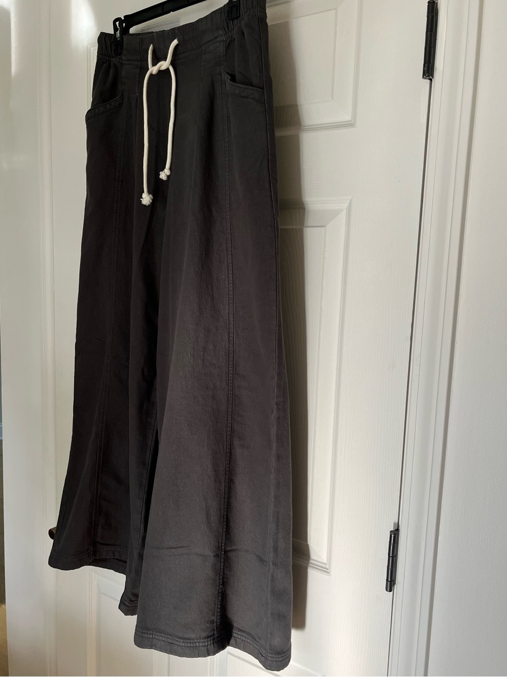 Aerie Daydream Denim Stretch Trouser - Smoke Gray - Medium Regular - Picture 8 of 9